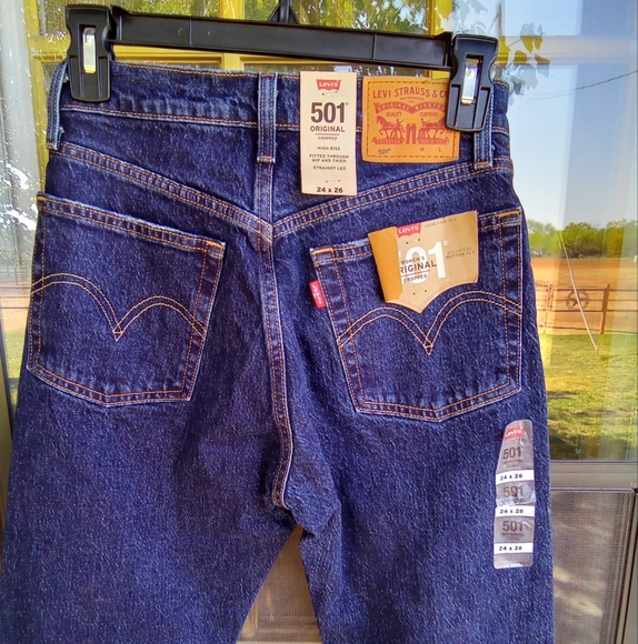 NWT Womens 501 Levi's Original Cropped jeans - Picture 7 of 13